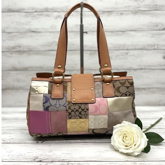 Coach Patchwork Signature Tote Bag | Leather Trim | Y2K Era - Picture 2 of 10